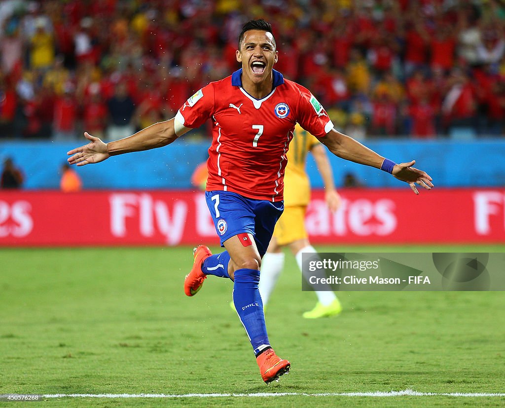 Chile v Australia: Group B - 2014 FIFA World Cup Brazil