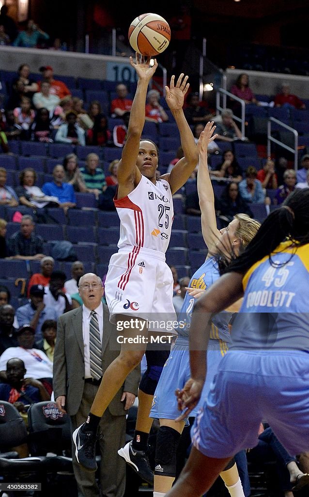 WNBA: Sky v Mystics