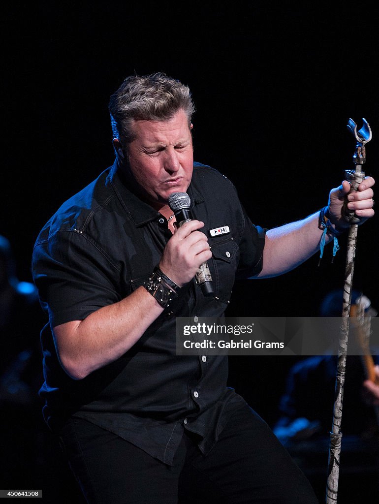 Rascal Flatts With Sheryl Crow & Gloriana In Concert - Chicago, IL