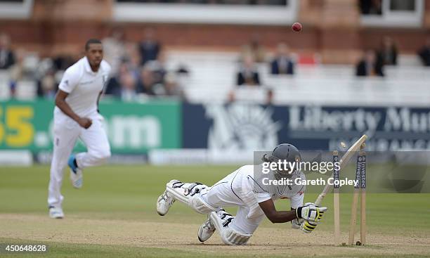 Nuwan Pradeep of Sri Lanka hits his wicket avoiding a short ball from Chris Jordan of England during day four of 1st Investec Test match between...