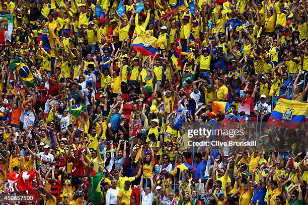 Ecuador fans cheer before the 2014 FIFA World Cup Brazil Group E match between Switzerland and Ecuador at Estadio Nacional on June 15, 2014 in...