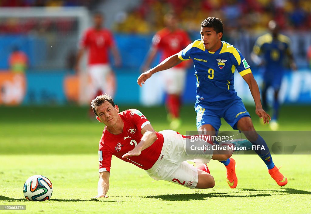 Switzerland v Ecuador: Group E - 2014 FIFA World Cup Brazil