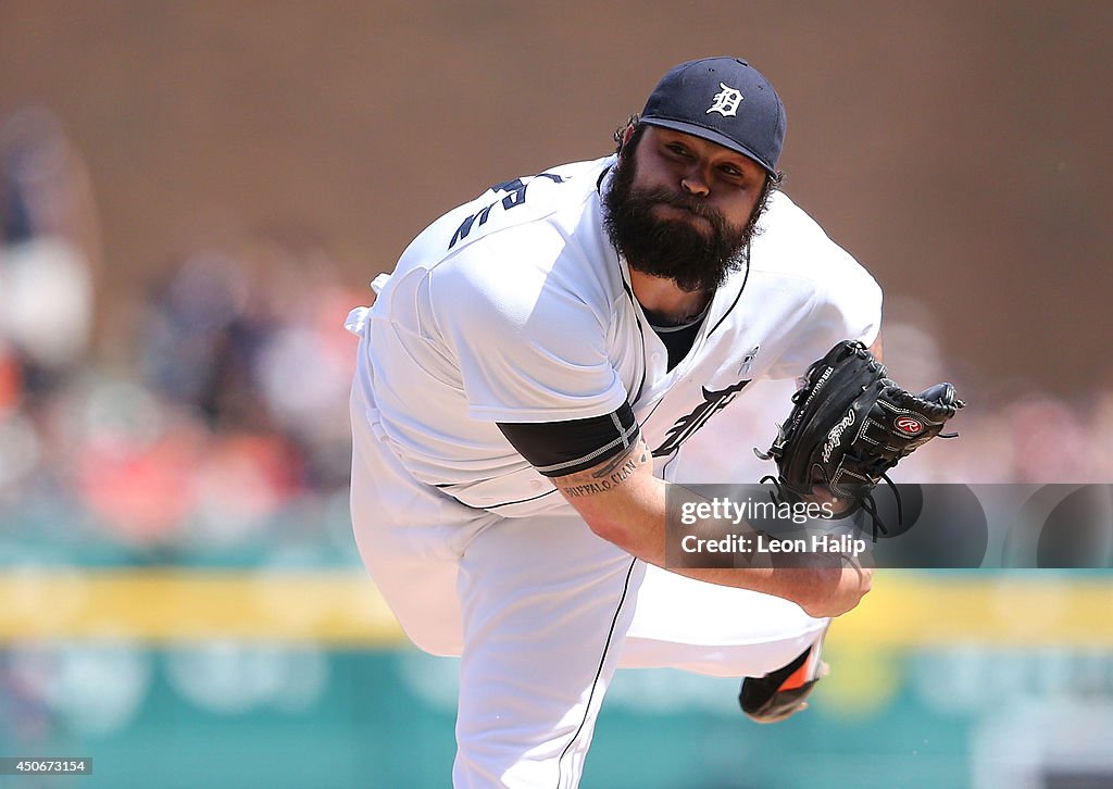 Minnesota Twins v Detroit Tigers