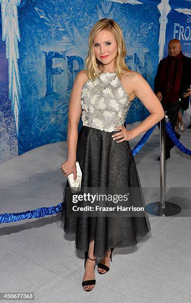 Actress Kristen Bell attends the premiere of Walt Disney Animation Studios' 'Frozen'at the El Capitan Theatre on November 19, 2013 in Hollywood,...