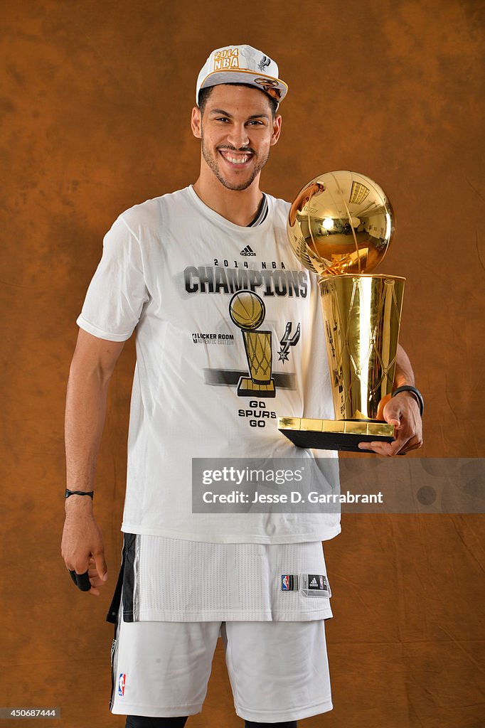Jeff Ayres in his San Antonio Spurs uniform