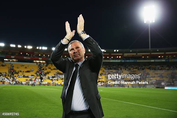 Coach Ricki Herbert of New Zealand thanks the crowd for the final time after losing leg 2 of the FIFA World Cup Qualifier match between the New...