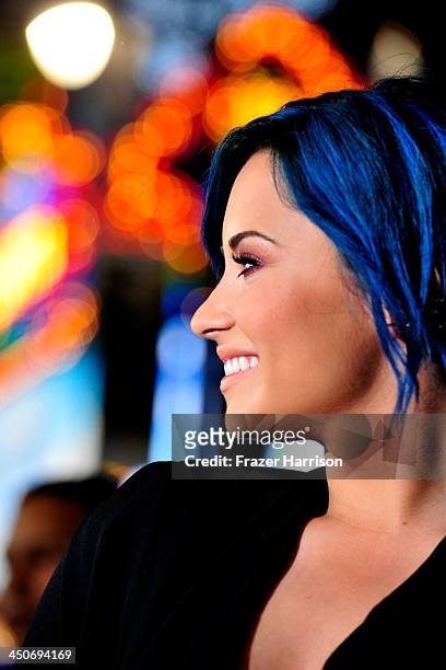 Actress Demi Lovato attends the premiere of Walt Disney Animation Studios' 'Frozen'at the El Capitan Theatre on November 19, 2013 in Hollywood,...
