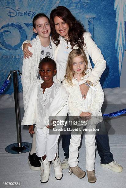 Actress Joely Fisher and daughters attend the premiere of Walt Disney Animation Studios' "Frozen" at the El Capitan Theatre on November 19, 2013 in...