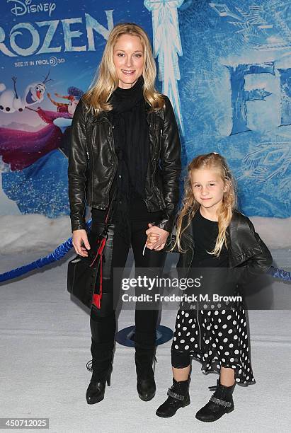 Actress Teri Polo attends the Premiere of Walt Disney Animation Studios' "Frozen" at the El Capitan Theatre on November 19, 2013 in Hollywood,...