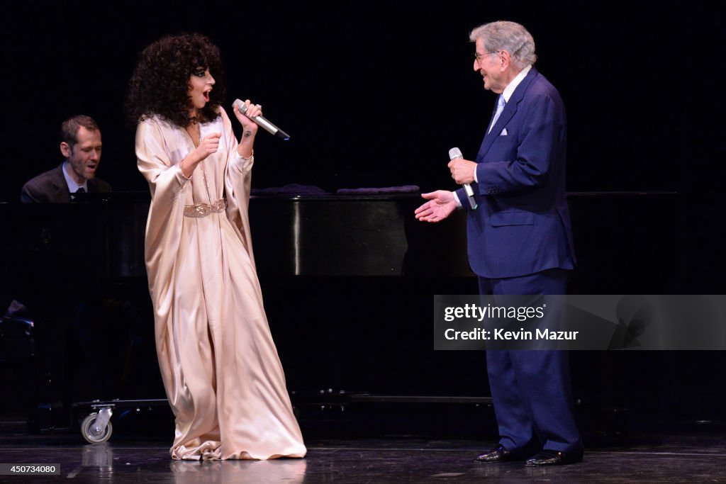 Tony Bennett and Lady Gaga Make Surprise Appearance at Frank Sinatra School of The Arts