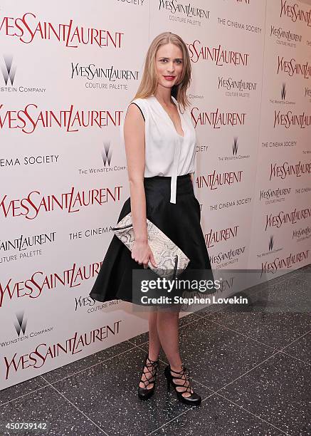 Julie Palette Photos and Premium High Res Pictures - Getty Images