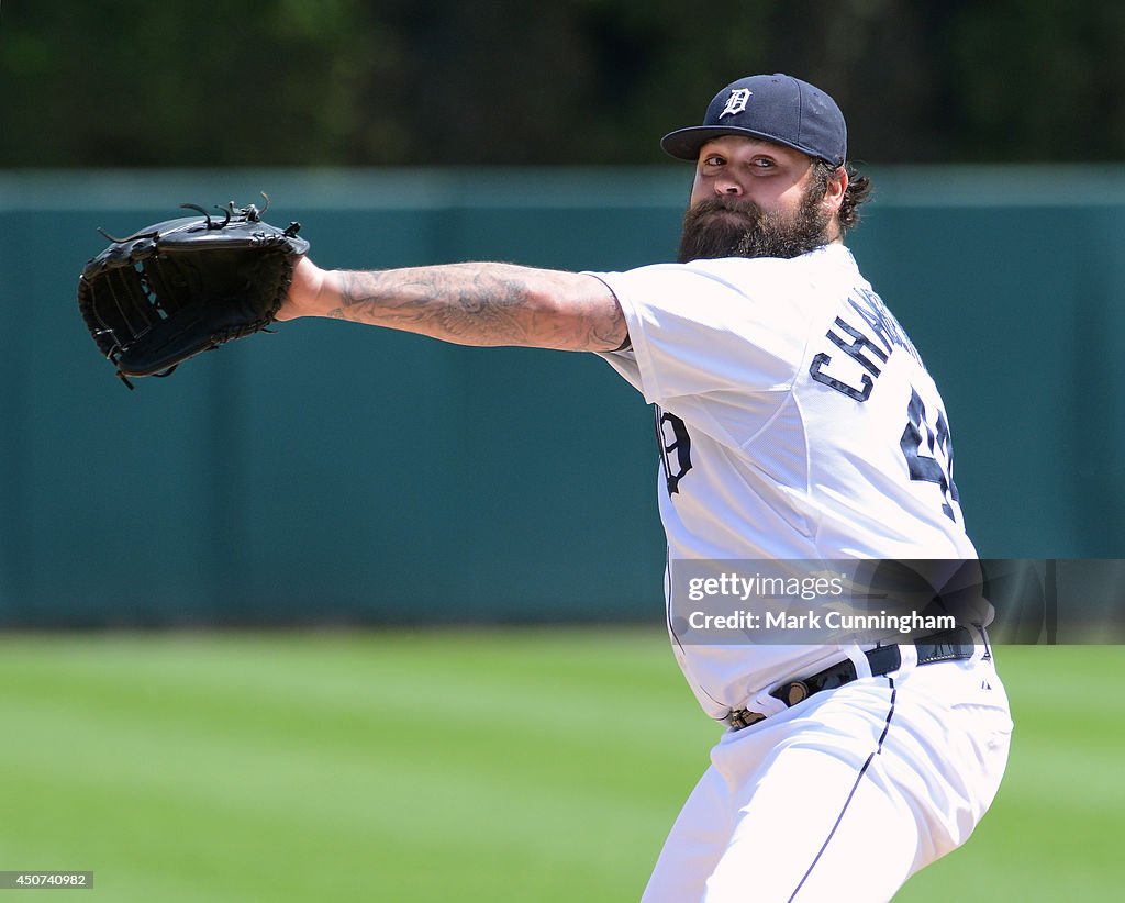 Minnesota Twins v Detroit Tigers