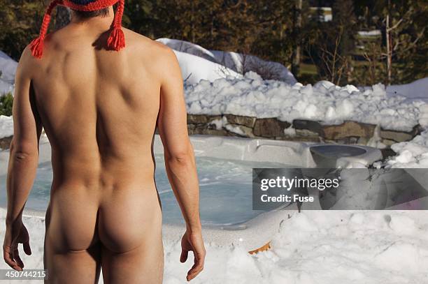 nude man standing at hot tub - funny pics of people photos et images de collection