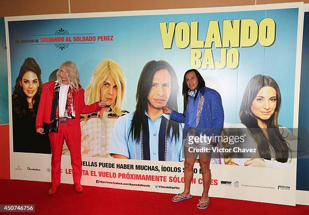 Rodrigo Oviedo and Gerardo Taracena attend the "Volando Bajo" Mexico City premiere at Cinepolis Diana on June 16, 2014 in Mexico City, Mexico.