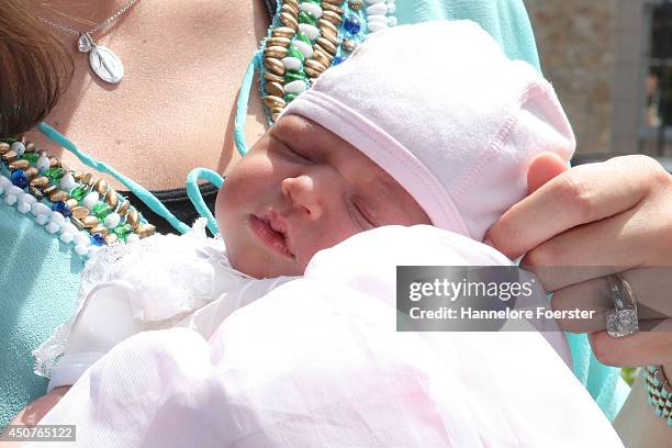 Princess Claire of Luxembourg presents her daughter Princess Amalia, Gabriela, Maria Teresa after leaving the Maternity Grand-Duchesse Charlotte...