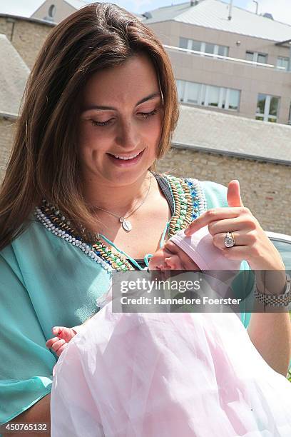 Princess Claire of Luxembourg presents her daughter Princess Amalia, Gabriela, Maria Teresa after leaving the Maternity Grand-Duchesse Charlotte...