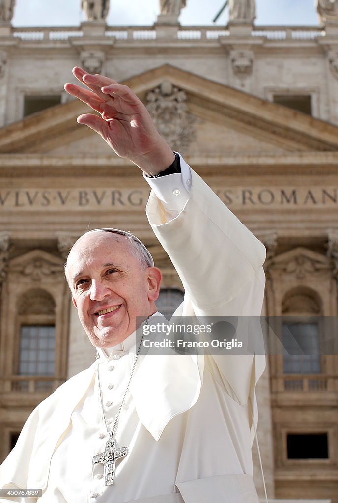 Pope Francis Holds Weekly Audience
