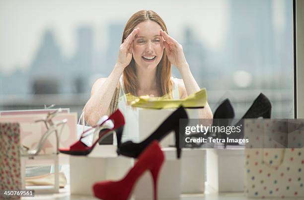 woman shopping for shoes - window shopping stock pictures, royalty-free photos & images