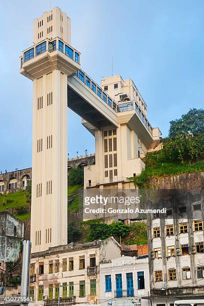 lacerda elevator in salvador. - lacerda elevator stock pictures, royalty-free photos & images