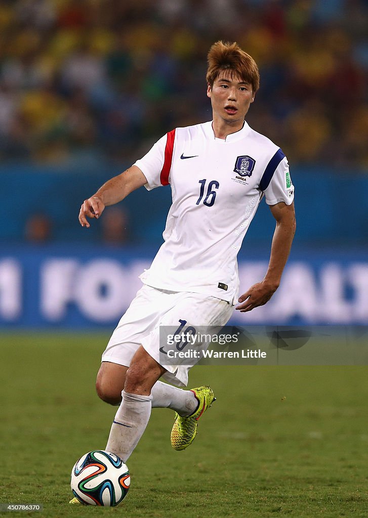 Russia v Korea Republic: Group H - 2014 FIFA World Cup Brazil