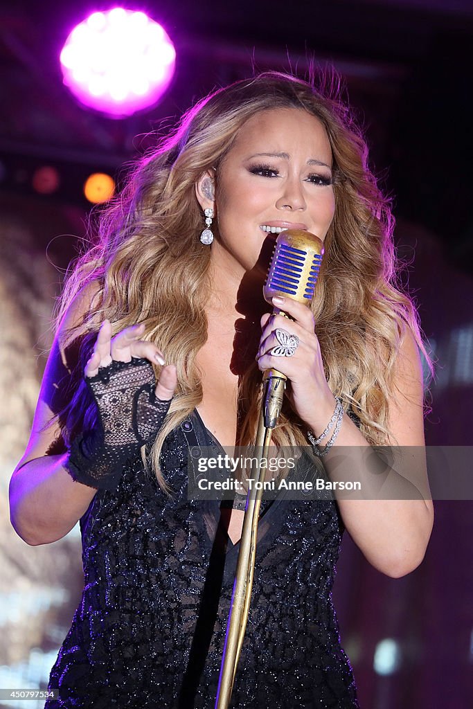 Clear Channel Media And Entertainment And MediaLink Host Dinner Featuring Mariah Carey At Hotel du Cap-Eden-Roc