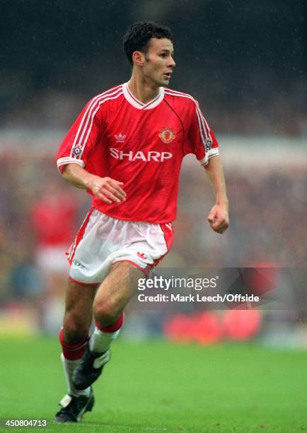 September 1991 English Football League Division One, Tottenham Hotspur v Manchester United, Ryan Giggs of United.