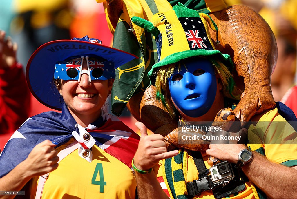 Australia v Netherlands: Group B - 2014 FIFA World Cup Brazil