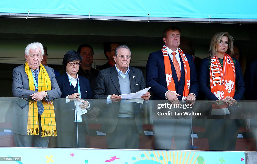 Australia v Netherlands: Group B - 2014 FIFA World Cup Brazil