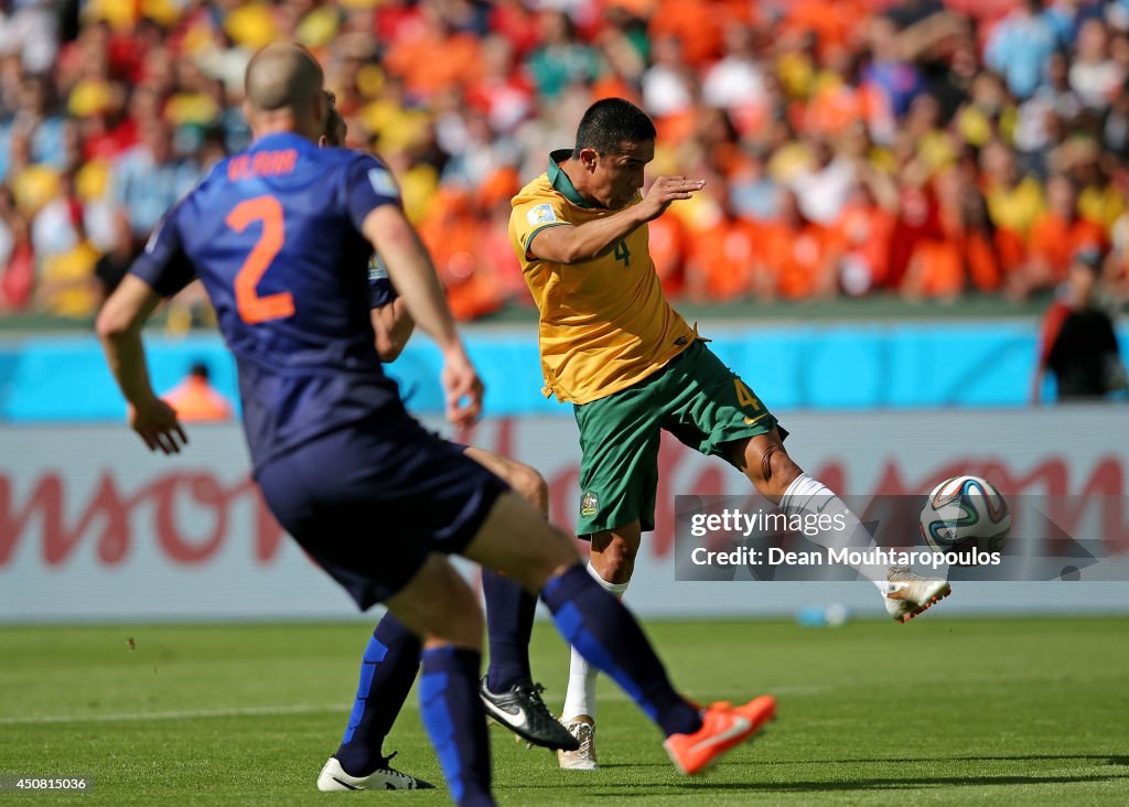 Australia v Netherlands: Group B - 2014 FIFA World Cup Brazil