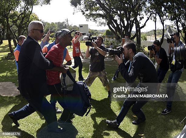 Essi Armested Messi Arrested Photos and Premium High Res Pictures - Getty Images
