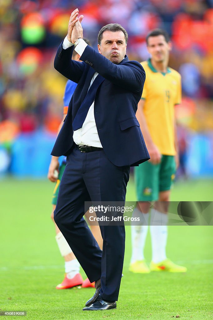 Australia v Netherlands: Group B - 2014 FIFA World Cup Brazil