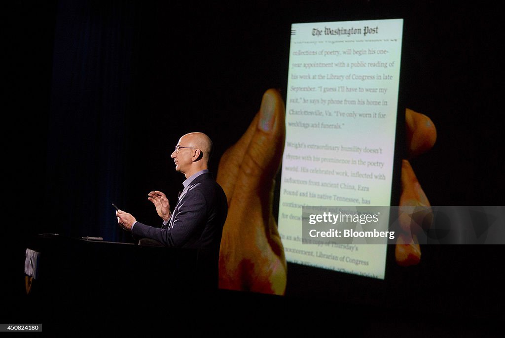 Amazon CEO Bezos Introduces Smartphone to Take on Apple, Samsung