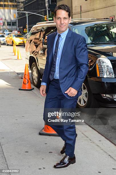 Actor Paul Rudd enters the "Late Show With David Letterman" taping at the Ed Sullivan Theater on June 18, 2014 in New York City.