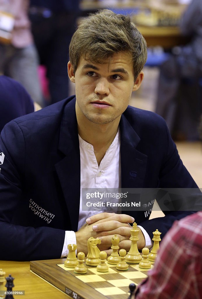 World Chess Championship 2014 –