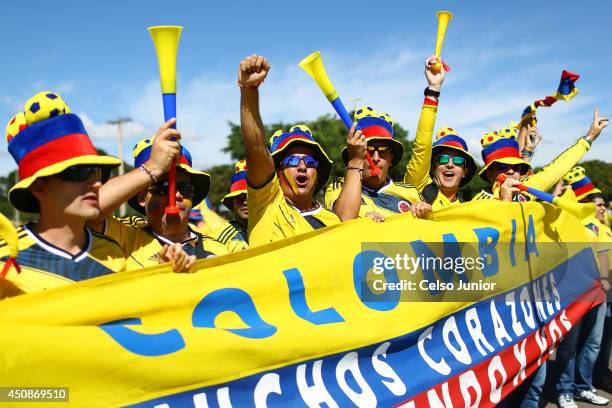 Fans arrive before the Group C match between Colombia and Cote D'Ivoire at Estadio Nacional on June 19, 2014 in Brasilia, Brazil.