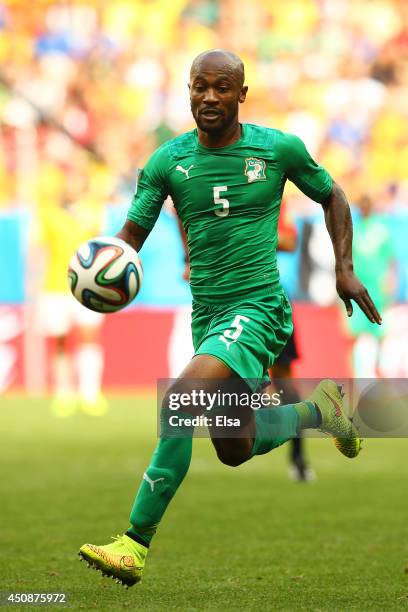 Didier Zokora of the Ivory Coast controls the ball during the 2014 FIFA World Cup Brazil Group C match between Colombia and Cote D'Ivoire at Estadio...
