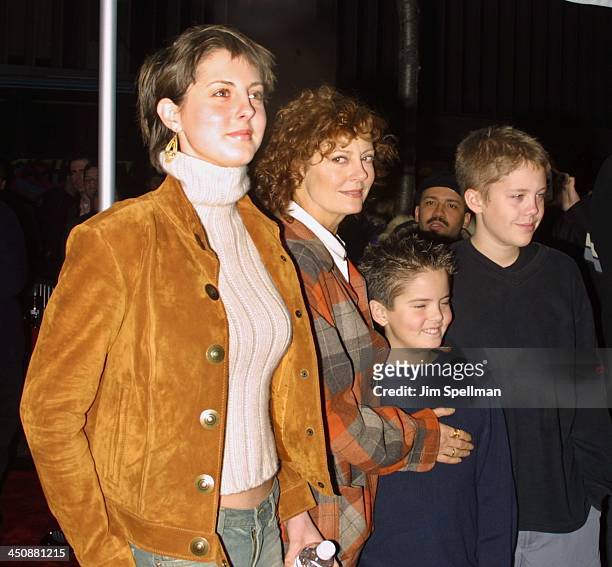 Susan Sarandon & her children during The Lord Of The Rings - The Fellowship Of The Ring - New York Premiere at The Ziegfeld Theater in New York City,...