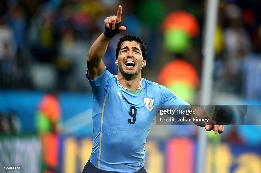 Uruguay v England: Group D - 2014 FIFA World Cup Brazil