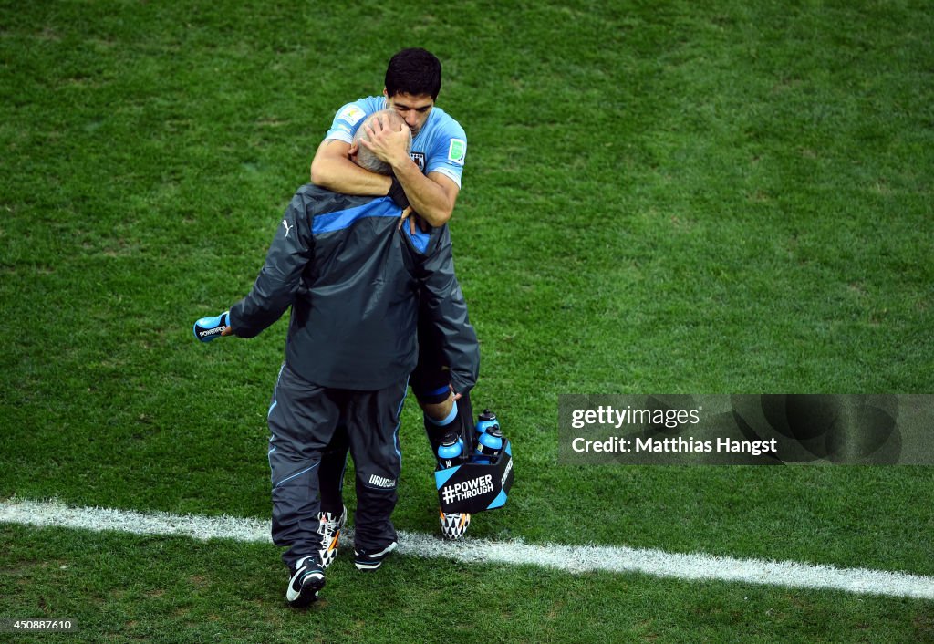 Uruguay v England: Group D - 2014 FIFA World Cup Brazil