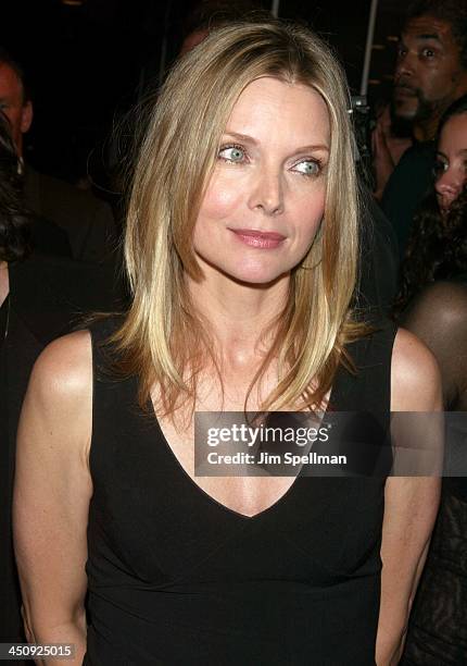 244 Michelle Pfeiffer Scarface Photos & High Res Pictures - Getty Images