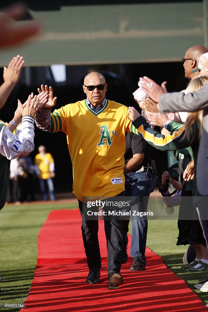 Los Angeles Angels of Anaheim v Oakland Athletics