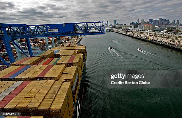 Terminal Rafaela Mediterranean Shipping Company Sa Photos and Premium High Res Pictures ...