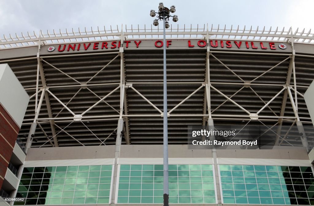 Louisville Cityscapes And City Views