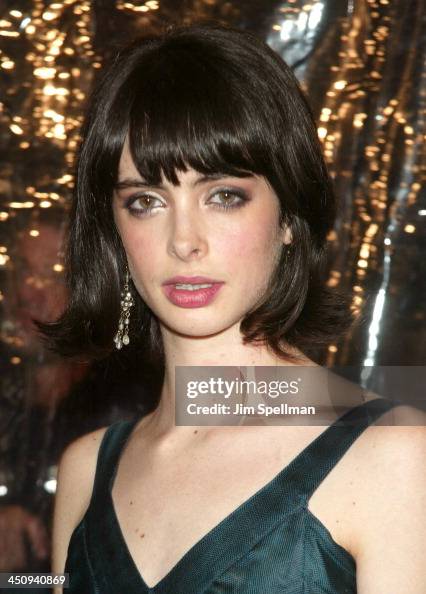 Krysten Ritter 2003 Krysten Ritter during Mona Lisa Smile - New York Premiere - Outside ...