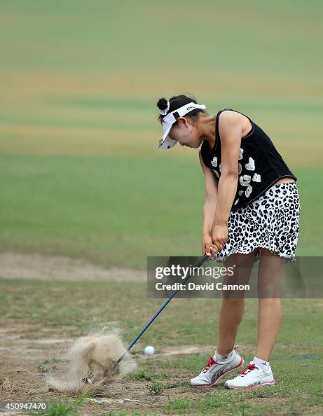 Lucy Li Of The Usa The 11 Year Old Amateur Plays Her Second Shot To News Photo Getty Images