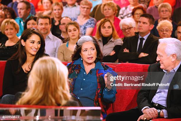 Actresses of Theater piece 'Sonate d'automne' Rachida Brakni and Francoise Fabian with journalist and writer of the book 'Un americain peu...