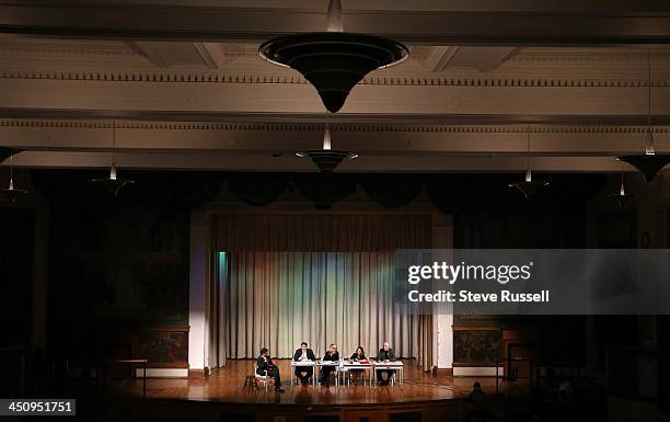 Geoff Pollock Linda Jarvis Photos and Premium High Res Pictures - Getty Images