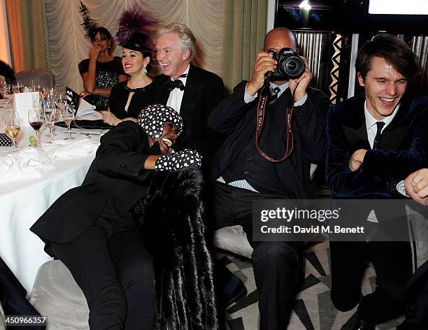 Kim Murdoch, Philip Treacy, Grace Jones, Michael Roberts and Tara Ferry attend the Isabella Blow: Fashion Galore! charity dinner hosted by the...