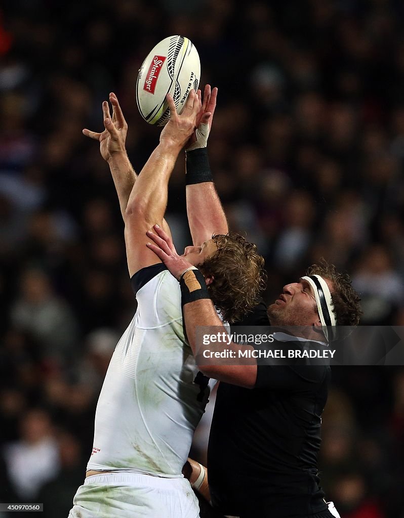 RUGBYU-NZL-ENG