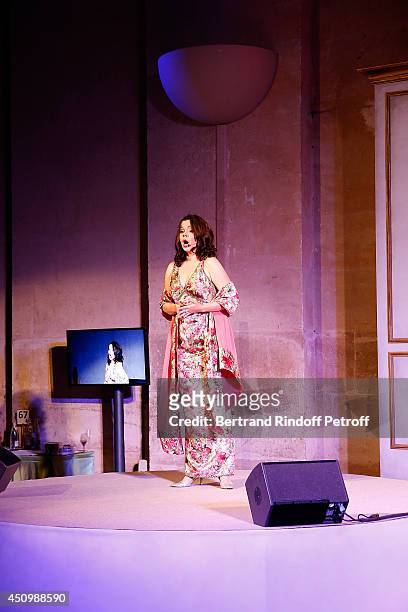 Aleksandra Kurzak performs during the L'Oreal Gala Evening 2014 at Chateau de Versailles on June 20, 2014 in Versailles, France.